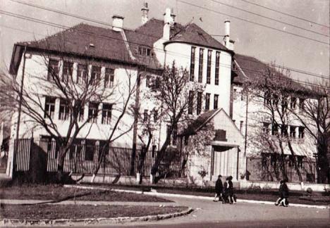 Oradea ieri, Oradea azi: Cum s-a transformat Institutul Pedagogic în Universitate